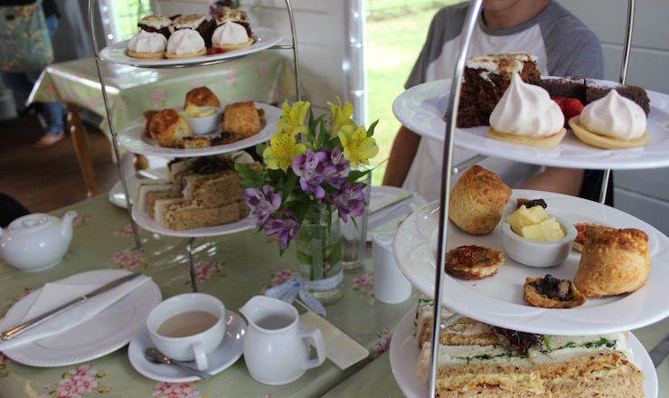 Afternoon High tea at Mama Feelgoods, Quex Park. Copyright Gretta Schifano