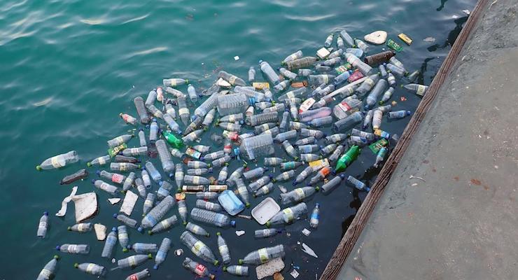Plastic waste in sea. Image from Pixabay.
