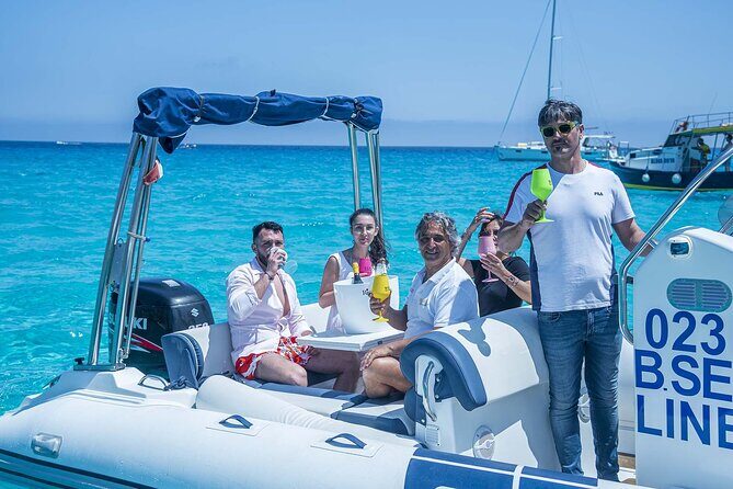 1-day private boat cruise to Favignana and Levanzo - A Day Filled with Stunning Views and Good Food