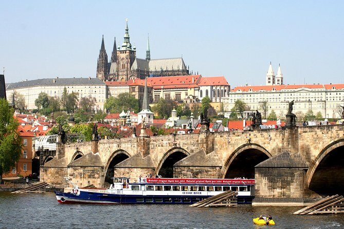 1 hour Prague Panoramic Vltava River sightseeing Cruise - The Itinerary: What You’ll See
