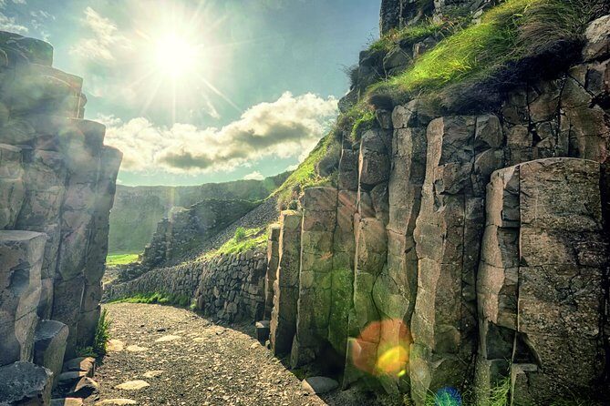 2-Day Northern Ireland Tour from Dublin Including Belfast and Giants Causeway - Who Should Consider This Tour?