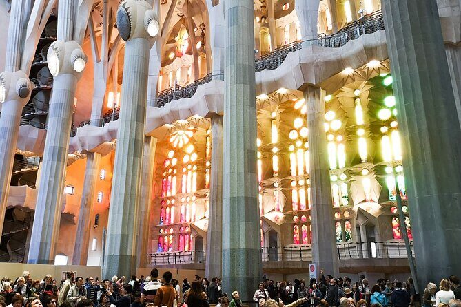 2-Day Tour: Gaudi & Sagrada Familia + Montserrat & Winery - Who’s This Tour Best For?