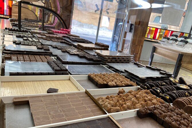 2-Hour Foodie Tour with 10 Tastings in Aix-en-Provence - Is This Tour Right for You?