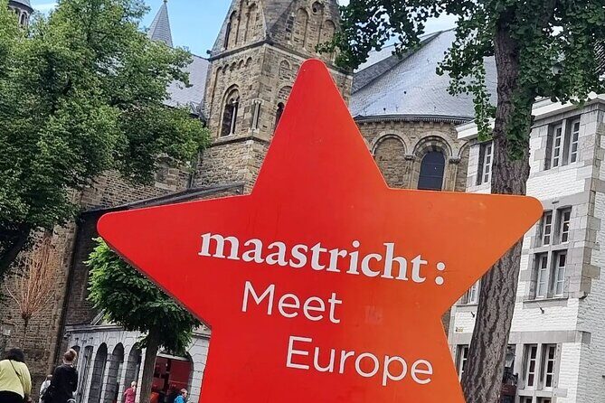 2 Hours Walking Tour in Maastricht - Analyzing the Experience: What Makes It Worthwhile