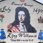 2hours Republican & Loyalist Mural Black Taxi Tour from Belfast - A Closer Look at the 2-Hour Belfast Black Taxi Tour