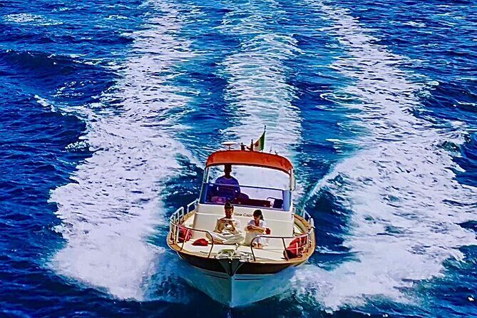 3-hour private boat tour of the island of Capri - What to Expect from the Itinerary