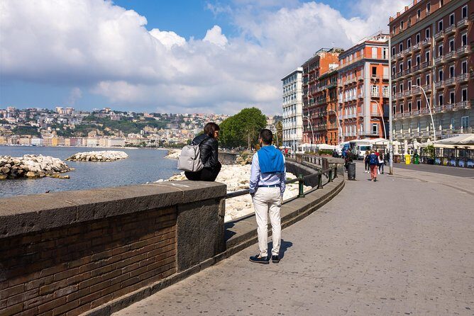 3-Hours Naples Private Walking Tour With Local - The Experience: What Will You Actually Do?