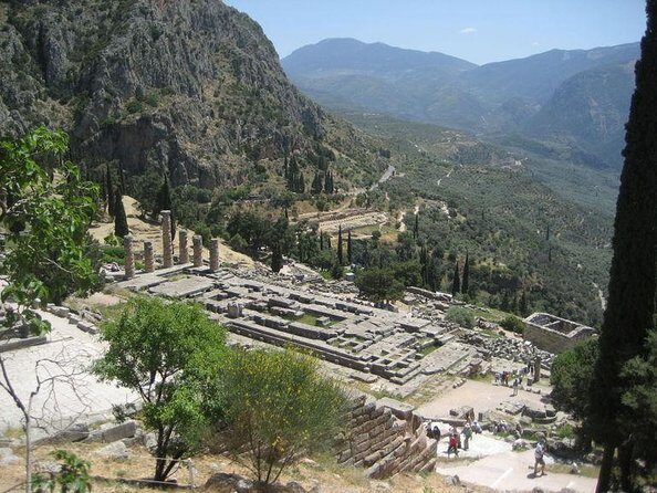4-Day Classical Greece Tour: Epidaurus, Mycenae, Olympia, Delphi, Meteora - Transportation and Comfort