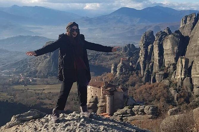 4-hours Monasteries Tour - Scenic Photo Stops and Natural Beauty