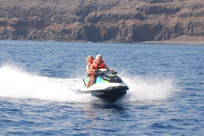 40 Minutes Jet Ski in Lanzarote - The Highlights: Why You Might Love This Tour