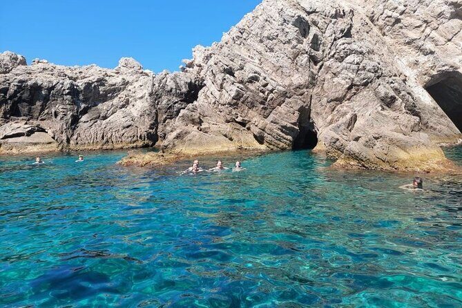 6 Hours Private Boat Island Tour with free drinks - What’s Included and What’s Not