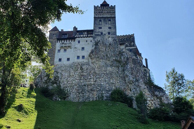 8h Dracula's Castle Private Tour from Bucharest - Fast Tour - The Experience in Detail