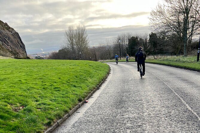 'A wee pedal's' E-bike tour of Arthur's Seat and beyond - Who Would Love This Tour?