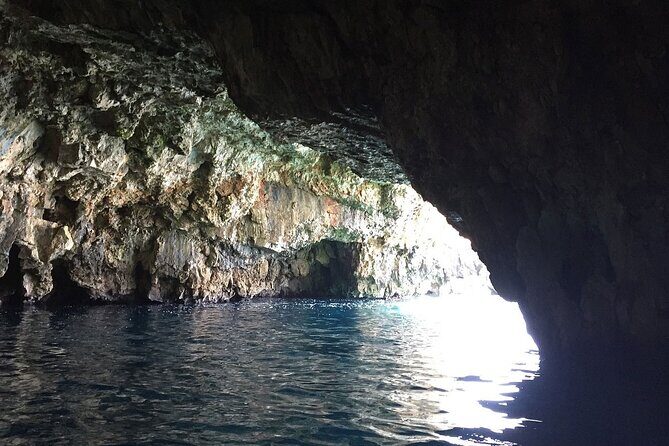 Alanya Pirate Boat Trip All-Inclusive with Lunch & Transfers - The Food & Drinks: More Than Just a Snack