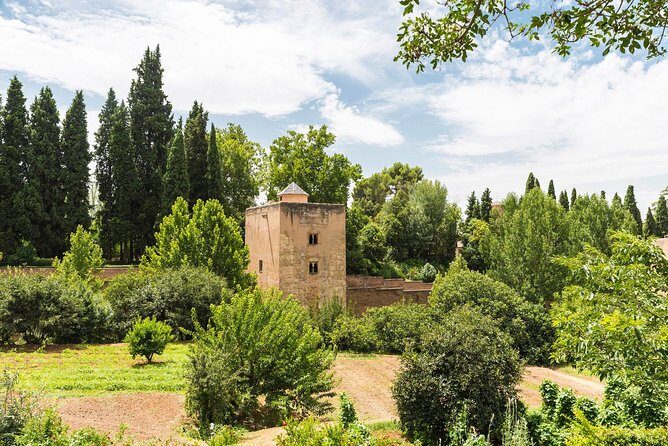 Alhambra, Generalife Gardens & optional Nasrid Palaces - How This Tour Balances Value and Experience