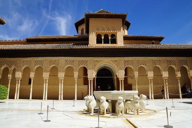 Alhambra Tour & ticket: Nasrid Palaces, Alcazaba & Generalife - FAQs