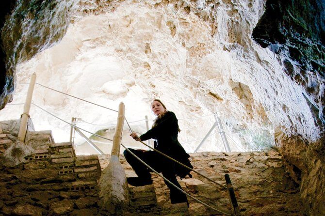 Alicante: Canelobre Caves & Busot with Local Guide & Transport - Authentic Experiences and User Feedback
