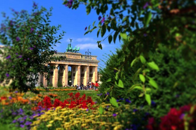 All-in-One Berlin Highlights on Foot: Private Walking Tour - Itinerary Breakdown