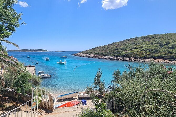 All-inclusive Gastro Blue Cave Tour from Split - A Day Well Spent for Relaxed Travelers