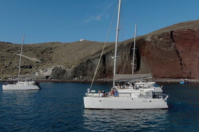 All-Inclusive: Santorini Luxury Sunset Cruise with Greek Meal - Who Should Book This Tour?