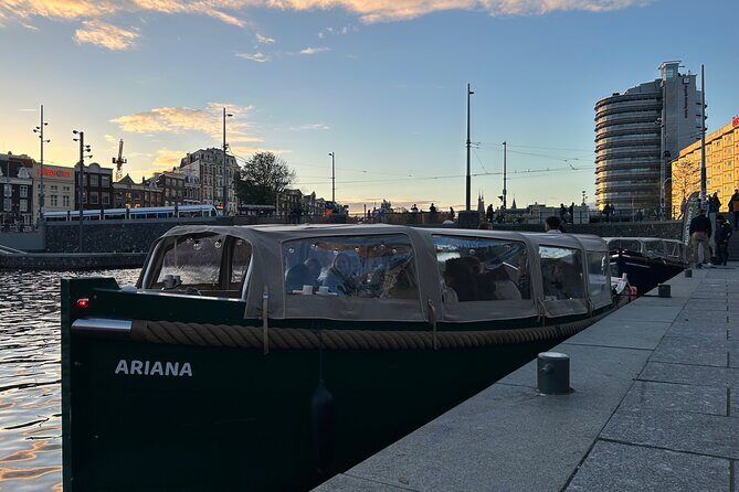 Amsterdam: 90 min Kings Day Boat Party with Unlimited Drinks - What to Expect on Kings Day