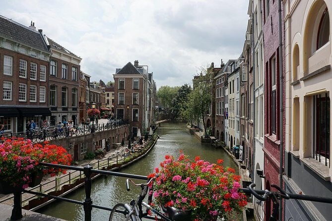Amsterdam Airport Schiphol & Amsterdam City to Utrecht - Why Choose This Transfer Service?