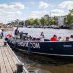 Amsterdam Canal Cruise with Live guide & Two drinks - Central St. - What to Expect During the Tour