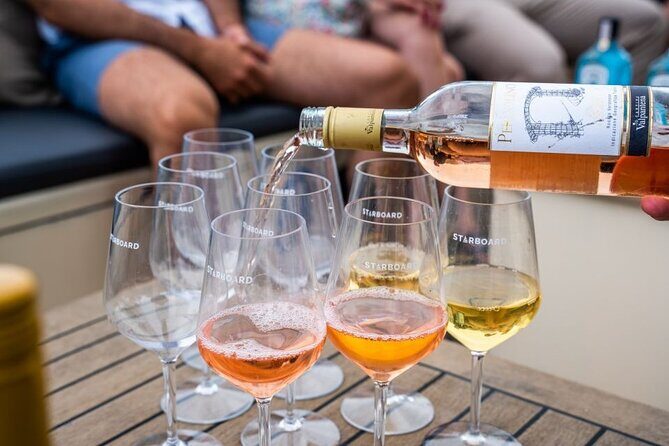 Amsterdam: Evening City Centre Canal Cruise with Unlimited Drinks - Practical Details & Tips