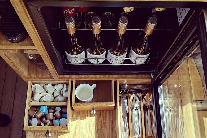 Amsterdam Private Dinner Cruise incl Drinks & 2-course Dinner 2hr - Authentic Perspectives from Travelers