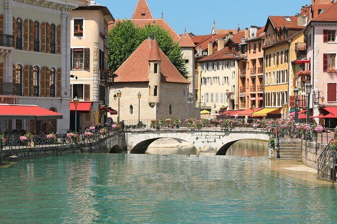 Annecy Scavenger Hunt and Highlights Self-Guided Tour - The Itinerary: What You Can Expect