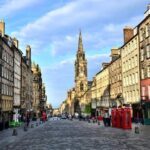Arrival Transfer: Airport EDI to Edinburgh by Luxury Van - Timing and Flexibility