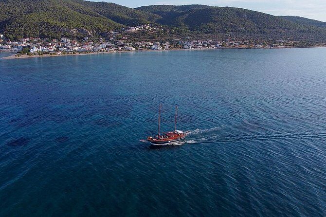 Athens Day Cruise: 3 Islands Tour in the Saronic Gulf with Lunch - The Itinerary: What to Expect on Each Stop