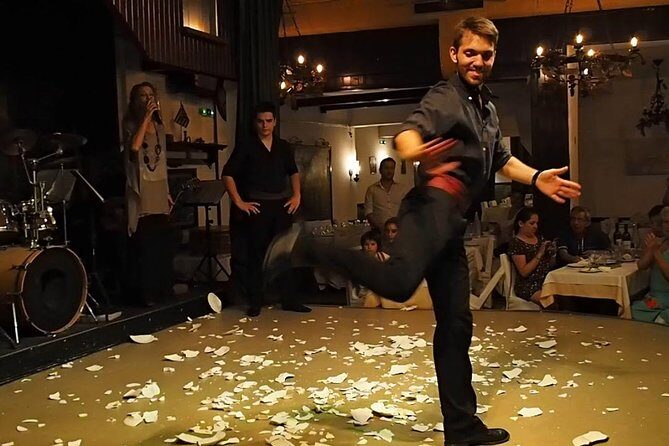 Athens Night Sightseeing Tour with Greek Dinner Show - The Good, The Not-So-Good, and The Practical