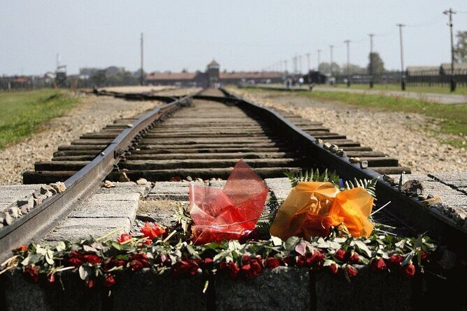 Auschwitz-Birkenau and Salt Mine Tour with private transport from Krakow - Why Choose This Tour?