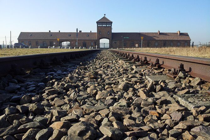Auschwitz-Birkenau Tour from Krakow with Hotel Pickup - Arrival at Auschwitz