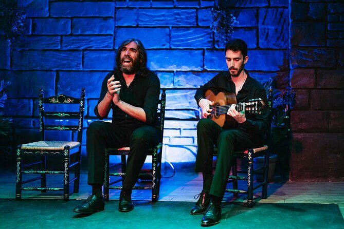 Baraka Triana. Flamenco show with drink - Why This Flamenco Show Is a Must-See