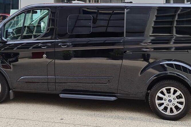 Barcelona Airport Departure Transfers - The Booking Process and Pricing