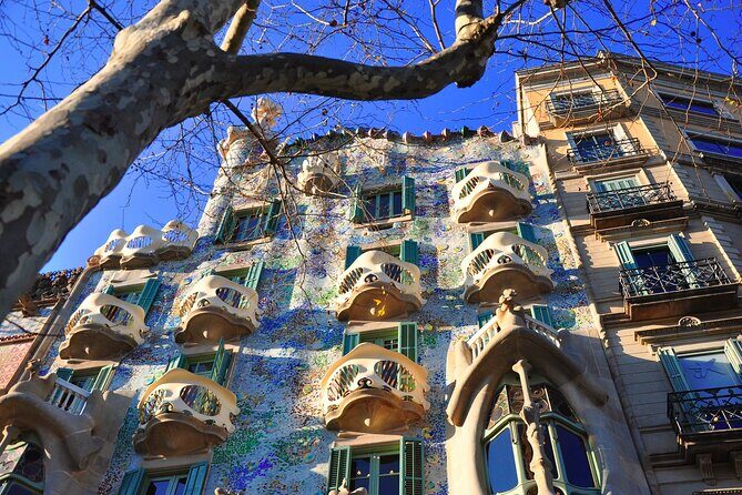 Barcelona Architecture Walking Tour With Casa Batlló Upgrade - Authentic Experiences and What Travelers Say