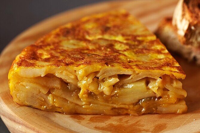 Barcelona Paella Cooking Class overviewing Las Ramblas - Who Should Consider This Experience?