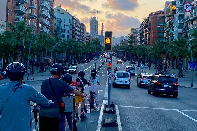 Barcelona Private Escooter or E-Bike Tour - FAQ