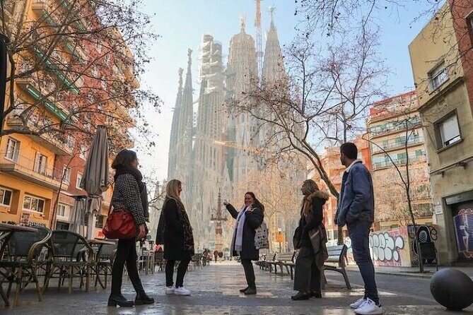 Barcelona Sagrada Familia Skip The Line Insider Guided Tour - The Itinerary Breakdown