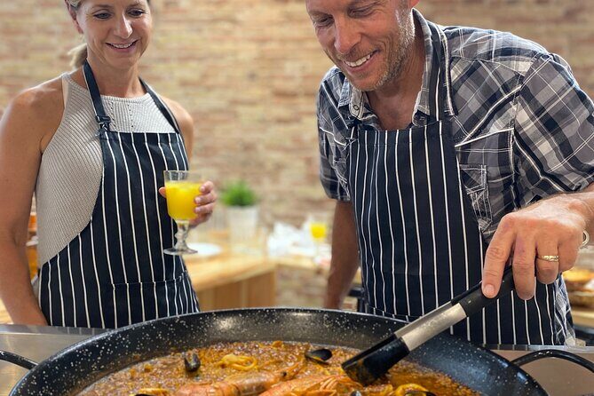 Barcelona Seafood Paella Class & Sangria with a Top Chef - The Practicalities