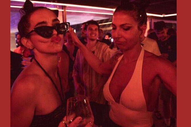 Barcelona Underground Clubbing Experience with Locals - Who is this experience best suited for?