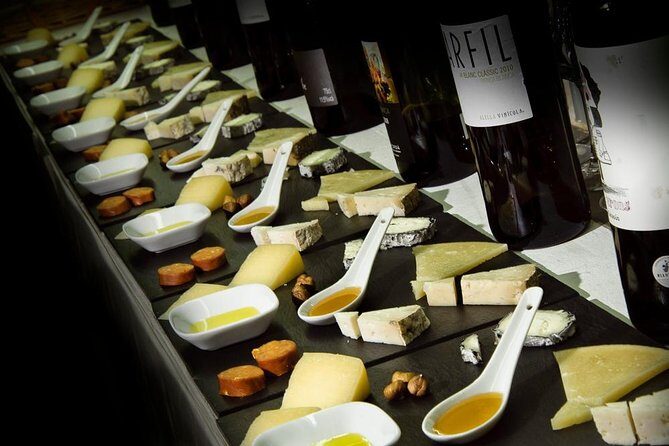 Barcelona: Wine Tasting and 5 Course Tapas Pairing Dinner - Who Should Consider This Experience?