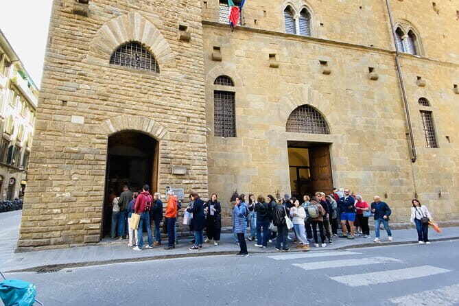 Bargello Museum: "Face to Face with Donatellos David" - The Practical Side: Price, Group Size, and Booking