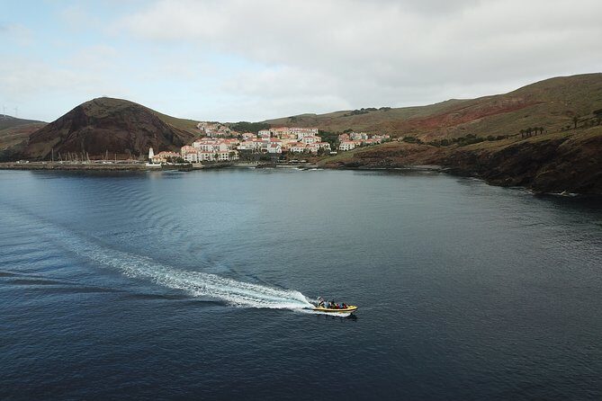 Basic Tour 2 - Quinta do Lorde to Cais do Sardinha and return - What You Can Expect on the Water