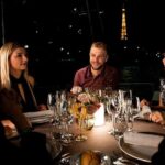 Bateaux Parisiens Seine River Gourmet Dinner & Sightseeing Cruise - What the Reviews Reveal