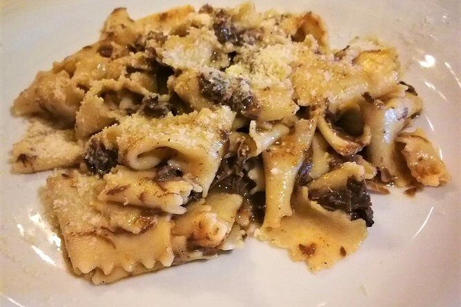 Bergamo: Full meal Food Tour with Local Delights by Do Eat Better - Who Will Love This Tour?