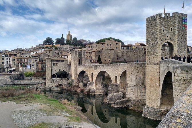 Besalu & 3 Medieval Towns Small Group Tour with Hotel Pick-Up - Exploring Vic: A Medieval City with a Vibrant Heart