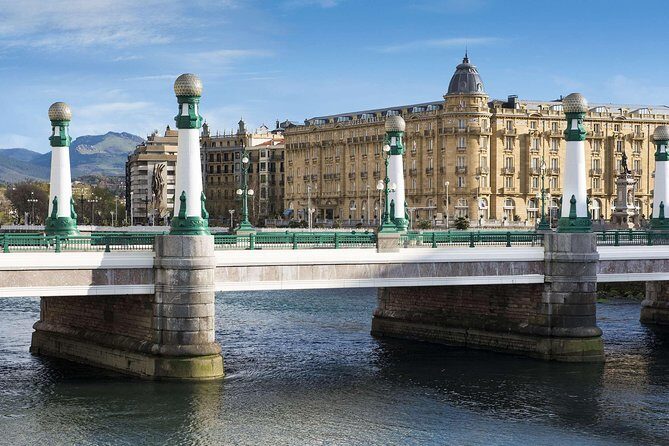 Biarritz, Saint Jean de Luz and San Sebastian from Bilbao - Who Is This Tour Best For?